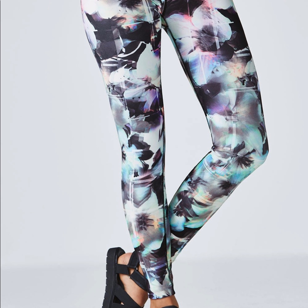 Floral fabletics leggings